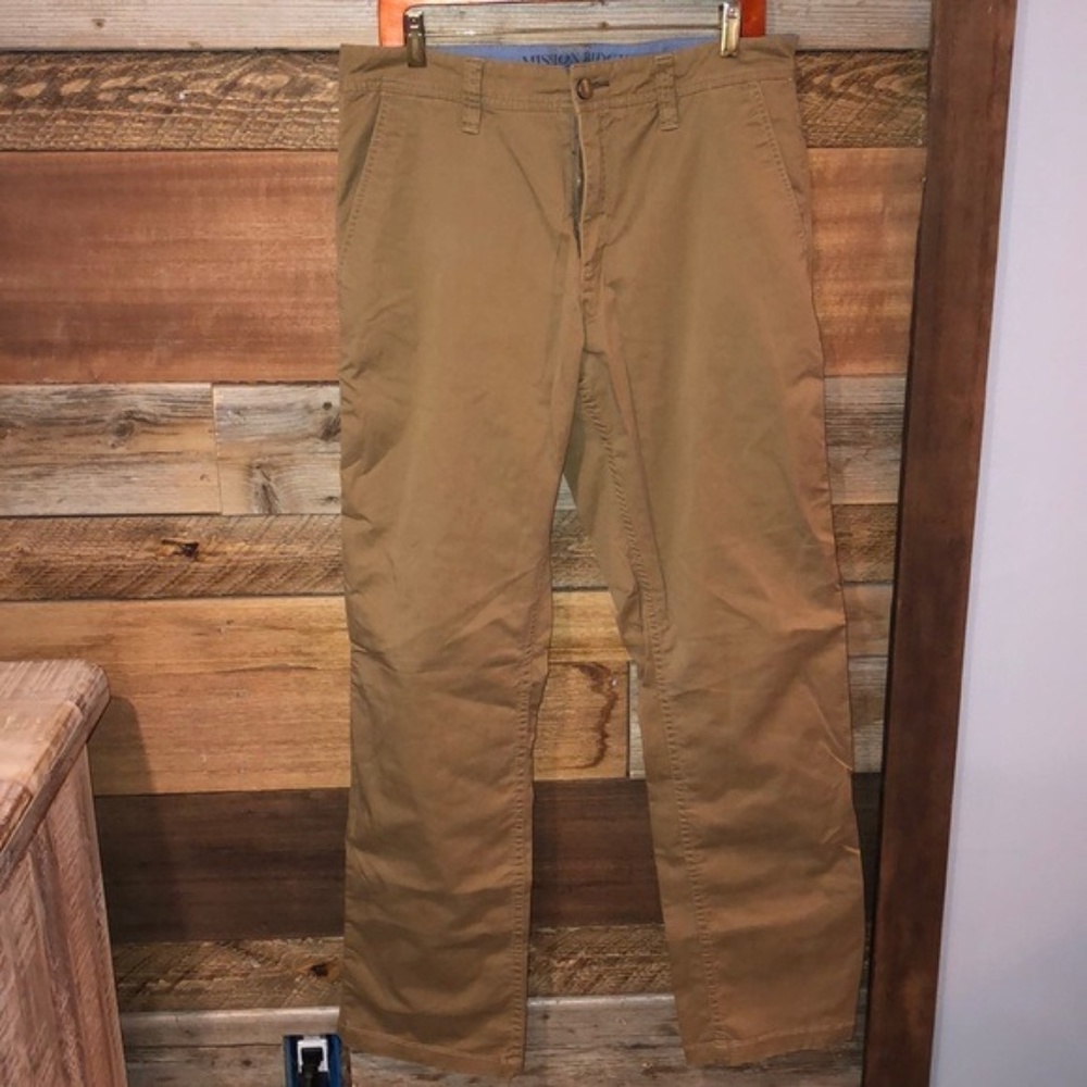 Toad & Co Mission Ridge Khaki 36x34